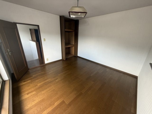 室生戸建の居間・リビング
