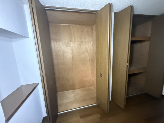 室生戸建の収納