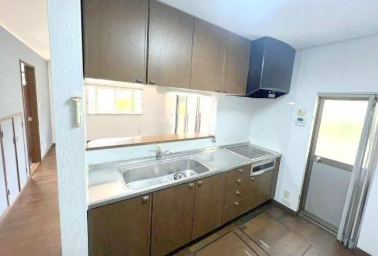 室生戸建のキッチン