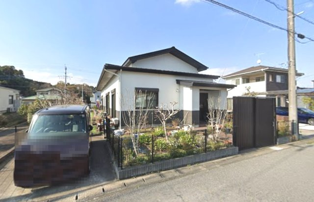 大網白里市みどりが丘2　平屋中古戸建の外観|平成26年1月築 4SLDK平屋 車3台可能 リビング約20帖 カーポート付 都市ガス上下水 