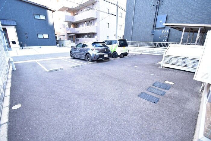 エスペランサ　花ノ宮の駐車場