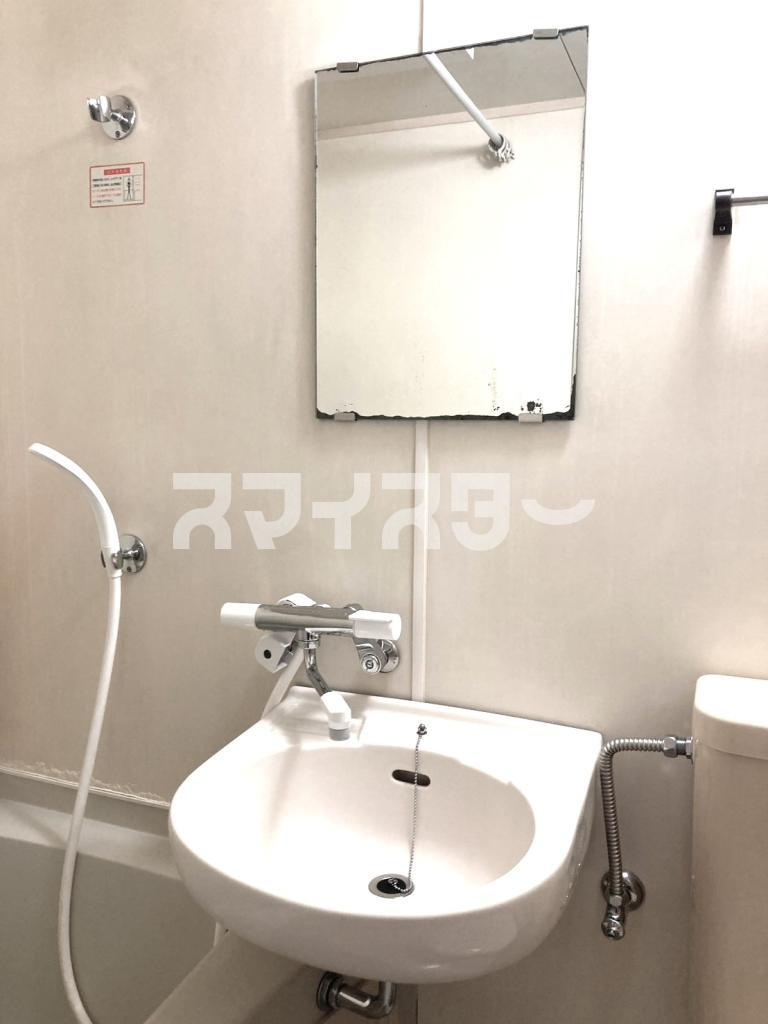 八王子市千人町４丁目の賃貸マンションの洗面所
