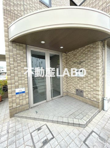 プロニティ江川のエントランス