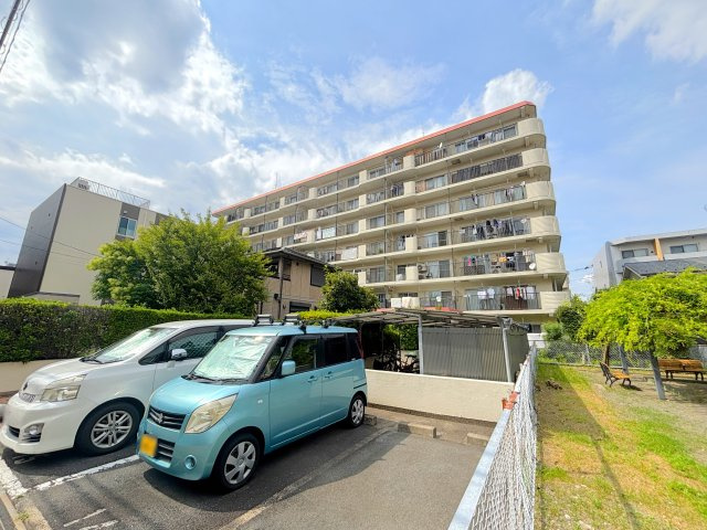 コープ野村府中是政の画像
