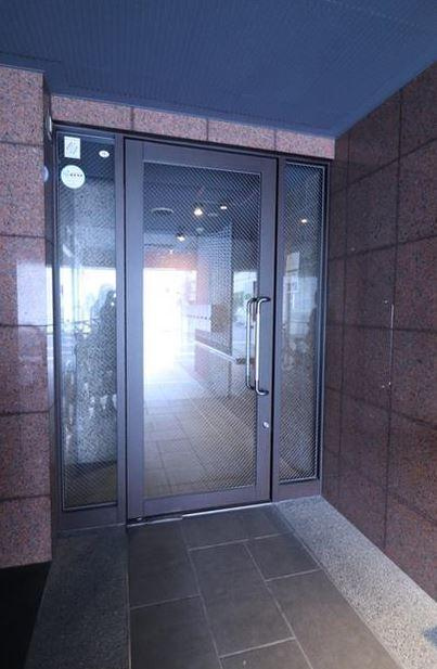 エミネンス本駒込のエントランス