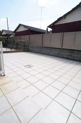 ＭメゾンBの庭|お庭が付いています