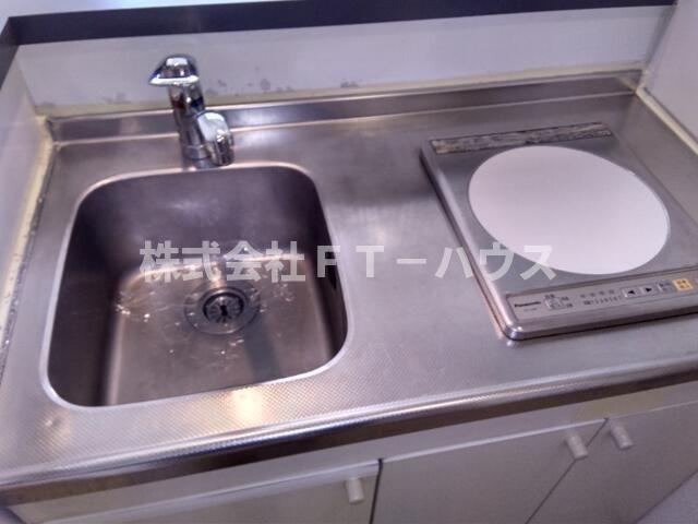 ローズガーデンＡ３２番館（Ａ－０３２）のキッチン