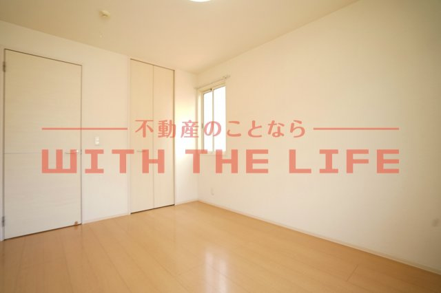 アンプルール【キャッシュバック対象物件】の洋室|広々とした洋室です