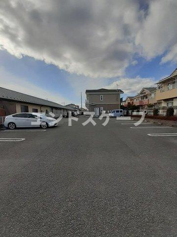 ジェントリーⅡの駐車場|高崎、前橋のお部屋探しはエンドスケープまで！お客様の理想お聞かせ下さい♪