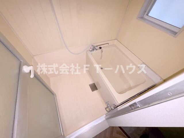 ジュネス行徳の浴室