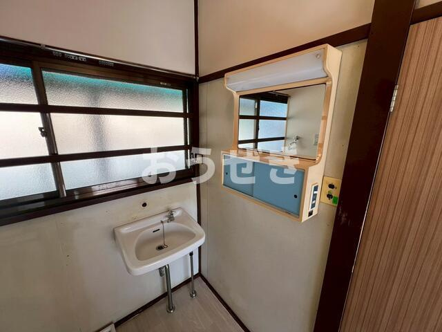ラテール白幡南町の洗面所