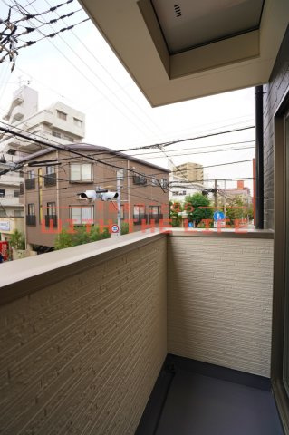 ユーズフォレシア小頭町【キャッシュバック対象物件】のバルコニー|暖かな日差しのふりそそぐバルコニー