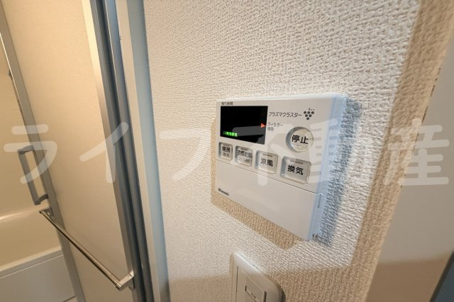 La luce長堀橋の設備