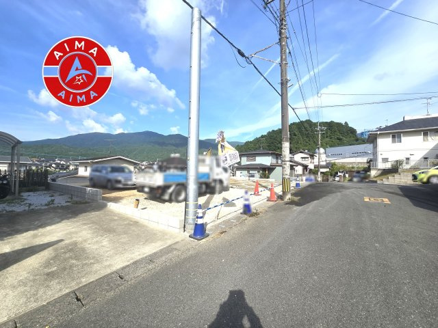 糟屋郡宇美町障子岳南1丁目第1-3棟（3号棟）の前面道路含む現地写真|見学の時間などお気軽にお問い合わせ下さい。