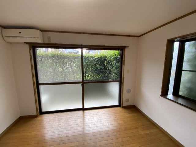 調布市下石原１丁目のテラスの内装|※別号室参考写真です
