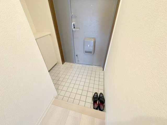 メゾン鳥居坂の玄関