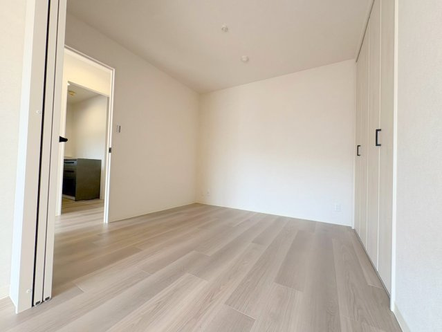 メゾン鳥居坂の洋室