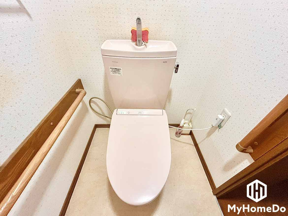 カーサ日新篠木のトイレ|シンプルなデザインと使いやすさを両立した、快適なトイレ