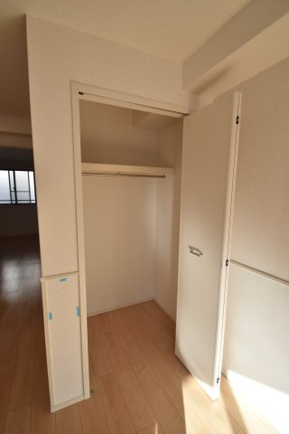 大阪市城東区野江２丁目のアパートの収納