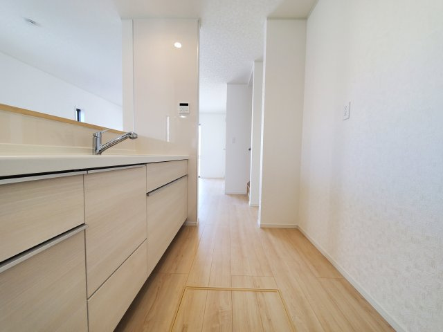 三郷市　花和田　新築戸建　全2棟のキッチン|施工例です