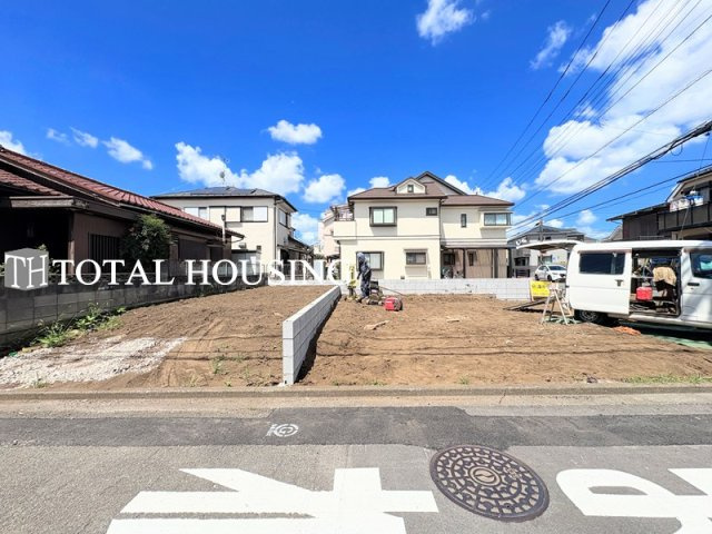 【前面道路含む現地写真】 | 府中市西府町1丁目　新築戸建　全3棟