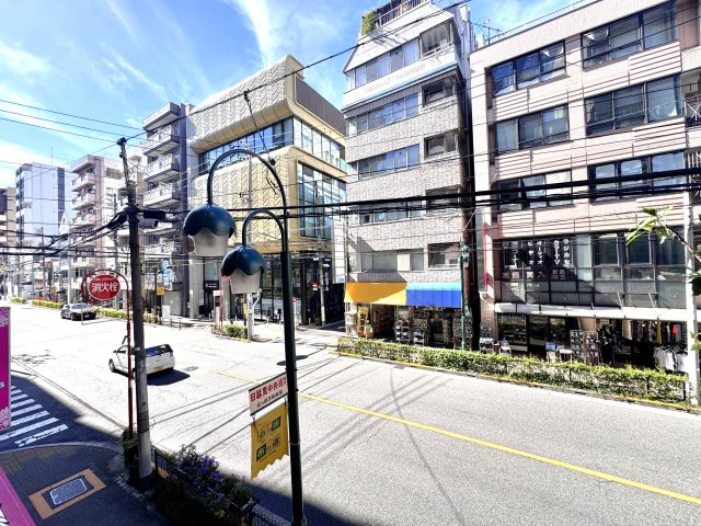 日暮里ダイヤモンドマンションのバルコニー|ドキドキの新生活も、安心してスタート。ぴったりの住まいを見つけませんか？クランディアが一緒に住まい選びをサポートします‼　まずは、お気軽にお問合せください　＃クランディア
