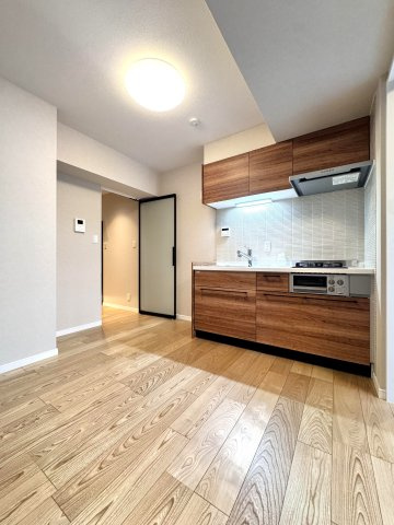 日暮里ダイヤモンドマンションのキッチン|ドキドキの新生活も、安心してスタート。ぴったりの住まいを見つけませんか？クランディアが一緒に住まい選びをサポートします‼　まずは、お気軽にお問合せください　＃クランディア