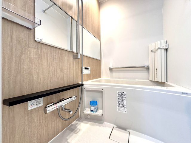日暮里ダイヤモンドマンションの浴室|ドキドキの新生活も、安心してスタート。ぴったりの住まいを見つけませんか？クランディアが一緒に住まい選びをサポートします‼　まずは、お気軽にお問合せください　＃クランディア