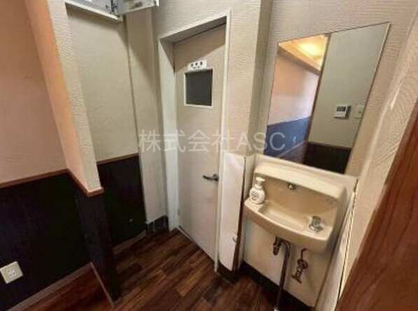 針中野2丁目店舗の洗面所