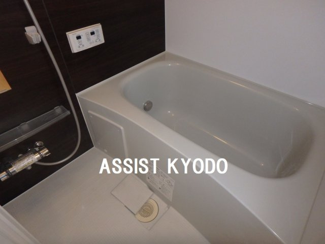 ウィング成城の浴室