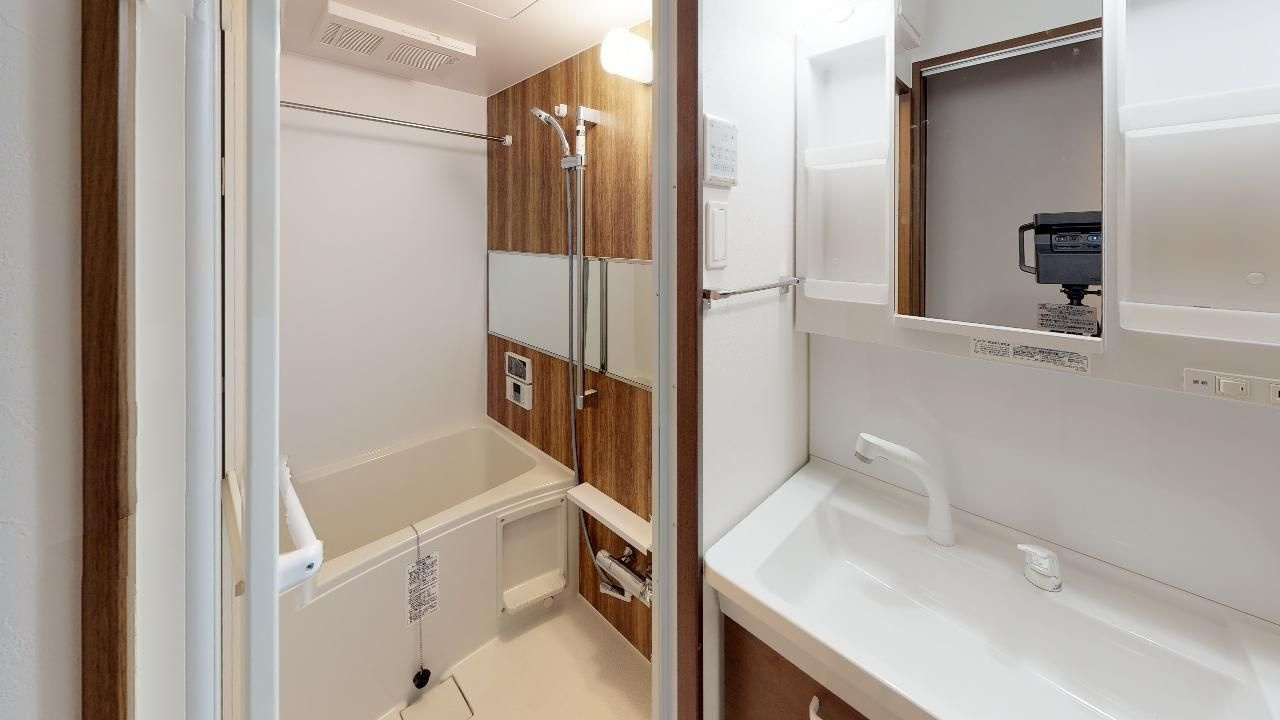 THE SQUARE・Platinum Residenceの浴室