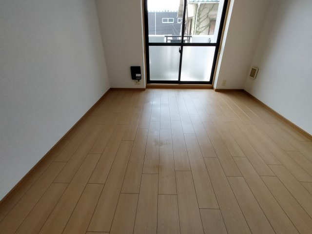 【居間・リビング】 | ネオ・グランツ高井田