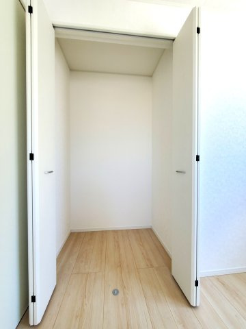 三郷市　花和田　新築戸建　全2棟の収納|施工例です