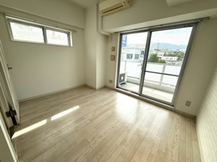 プライマル西宮夙川（サムティ夙川レジデンス）の居間