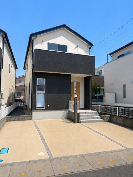 草加市西町 中古戸建の外観