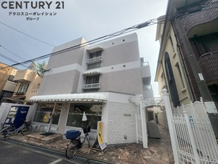 ルベラージュ甲子園の外観