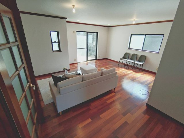 川越市宮元町の中古一戸建の居間・リビング