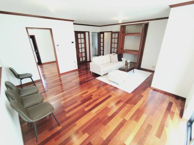 川越市宮元町の中古一戸建の居間・リビング