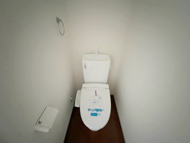嵐山茶尻町のトイレ|多機能なウォシュレット付！温かい便座でホッと一息つけちゃう至福の空間に。（R8.8撮影）