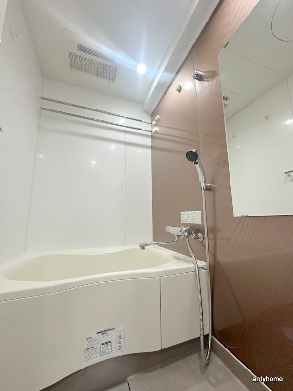 ISM谷町六丁目　仲介手数料無料の浴室