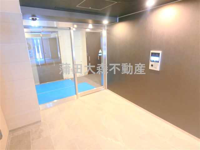 パークアクシス東蒲田のエントランス