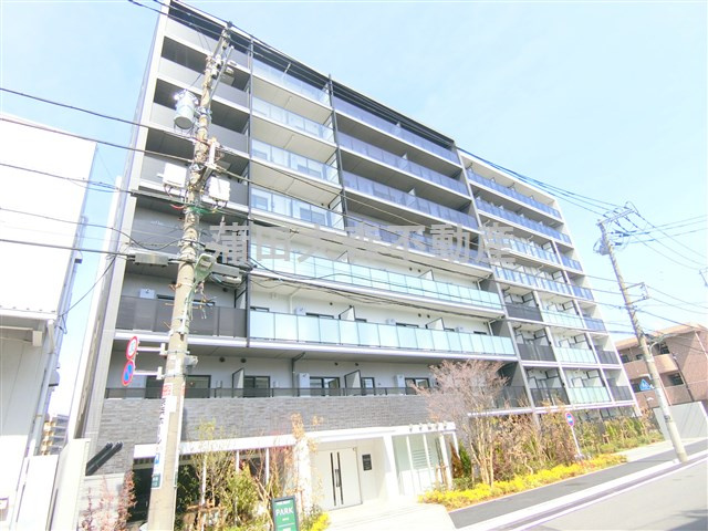 パークアクシス東蒲田の外観|2021年2月築　RC鉄筋コンクリート造地上8階建て総戸数146戸
東京都大田区東蒲田1丁目　京浜急行本線梅屋敷駅近徒歩5分、京急蒲田駅徒歩8分