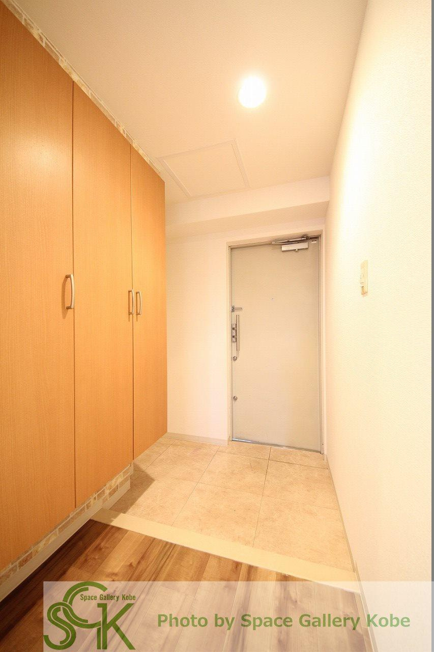 パインプロスの玄関|※お部屋により仕様が異なる場合があります※