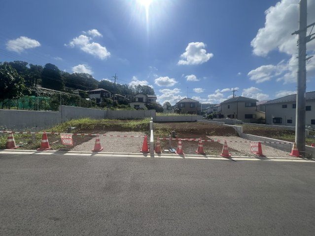 八王子市犬目町３期の前面道路含む現地写真