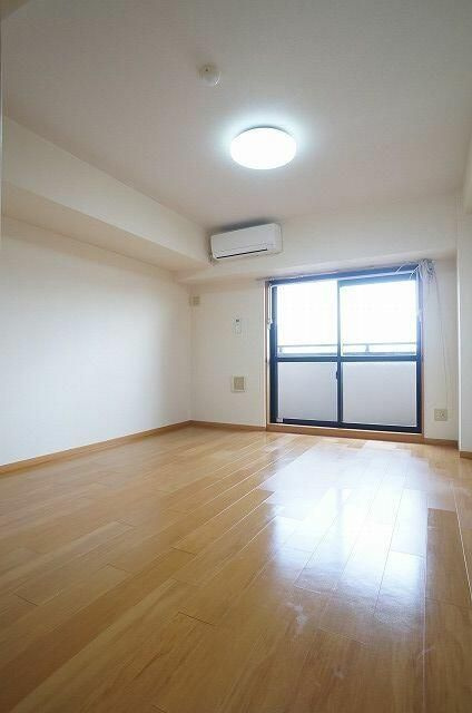 松戸市馬橋の賃貸マンションの居間・リビング|別部屋参考写真
