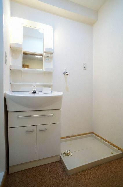 松戸市馬橋の賃貸マンションの洗面所|別部屋参考写真