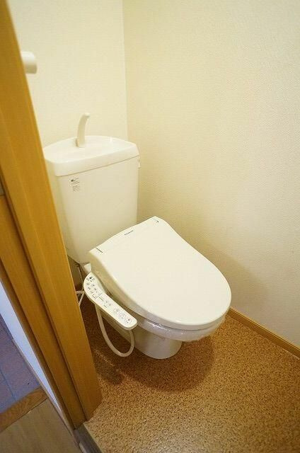 松戸市馬橋の賃貸マンションのトイレ|別部屋参考写真