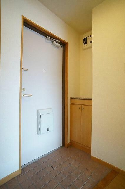 松戸市馬橋の賃貸マンションの玄関|別部屋参考写真