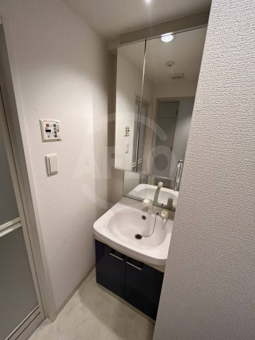エスリード弁天町南の独立洗面台|エスリード弁天町南　洗面台