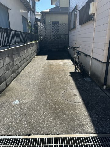 久喜東3丁目貸家の駐車場|駐車場